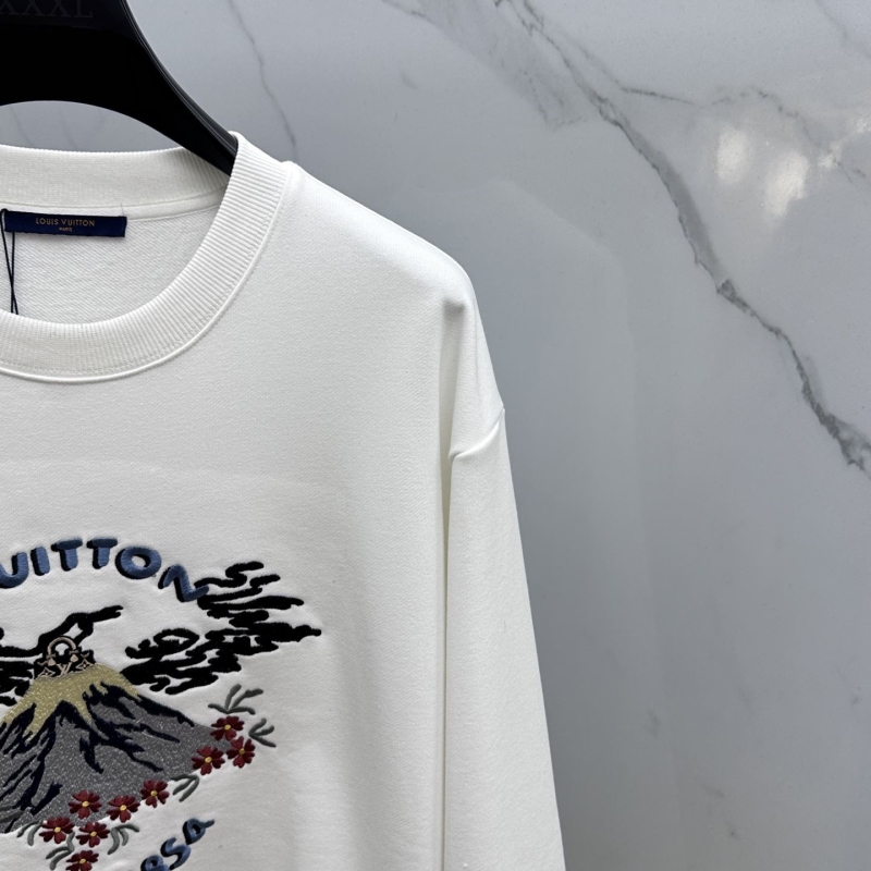 l0vis Vvtt0n t-shirt